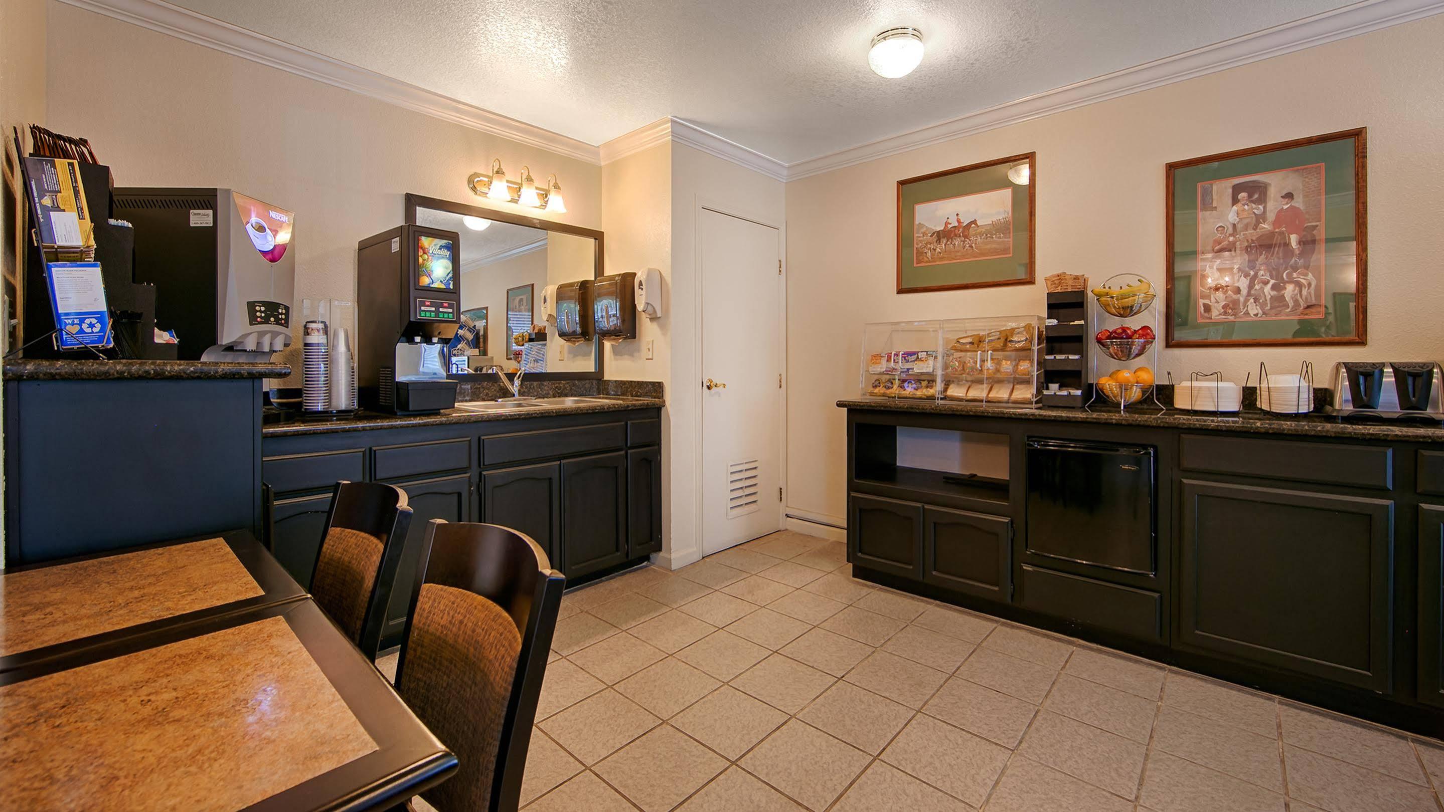 Best Western Capital City Inn Sacramento Buitenkant foto